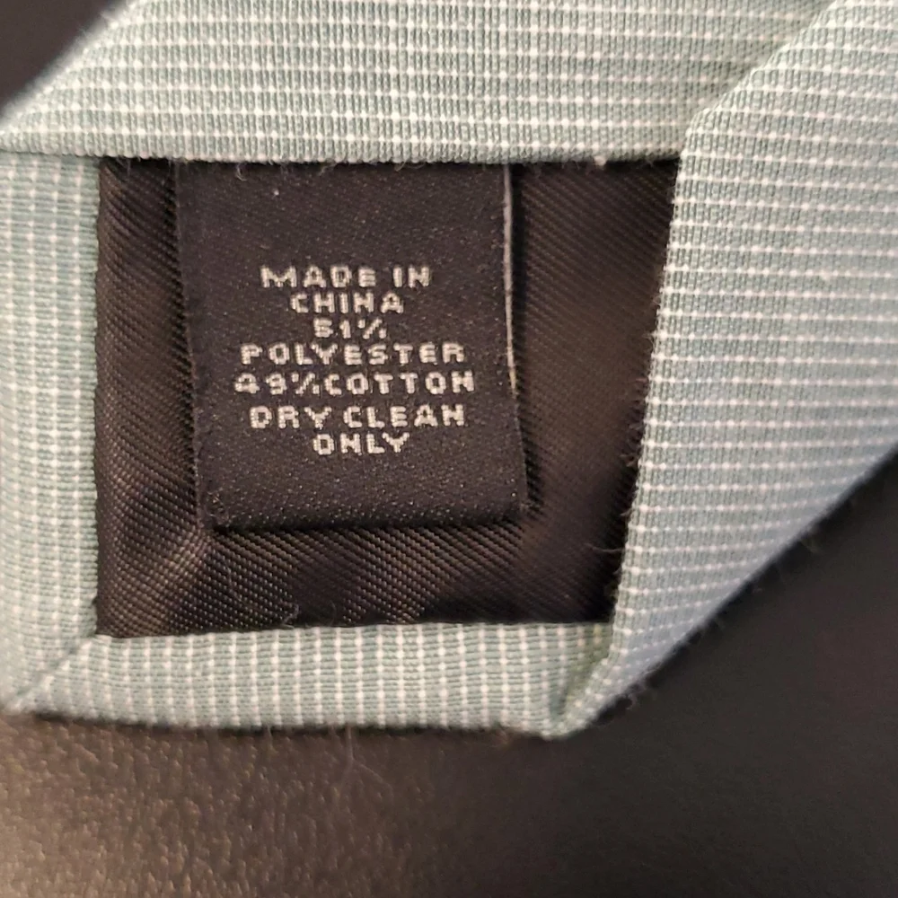 Express men light green tie